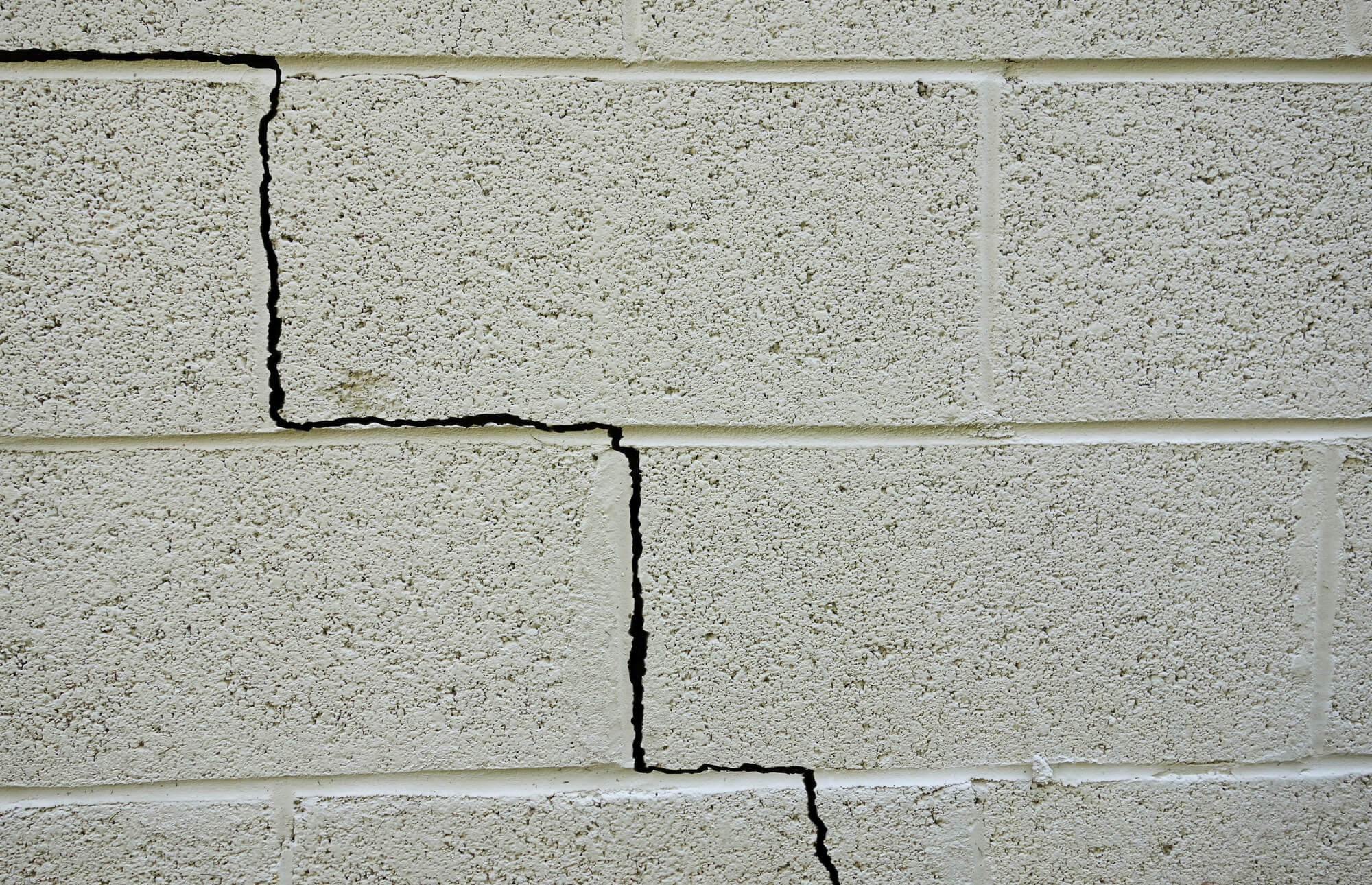 House-settling-cracks